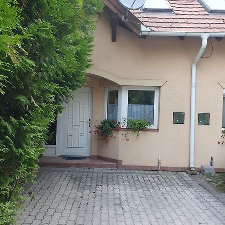 Ferienwohnung Revesz Mosonmagyaróvár Exterior foto